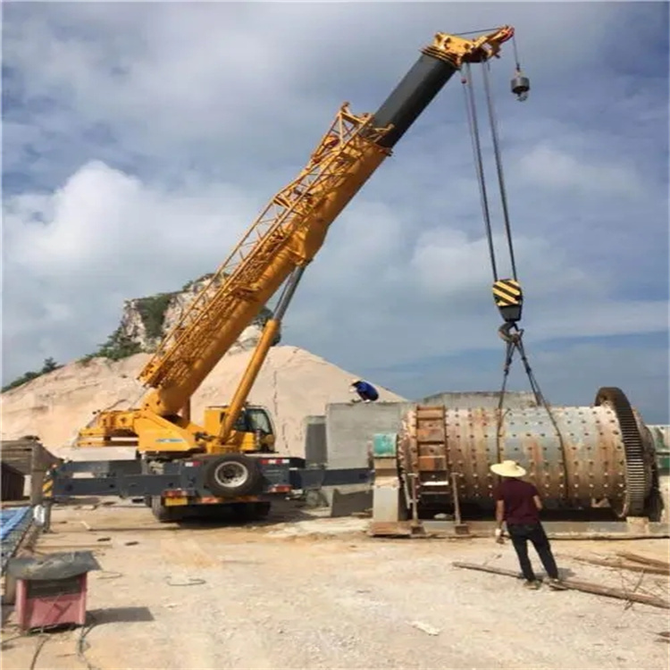 康定吊车的运输费用是否包含在租赁费用中