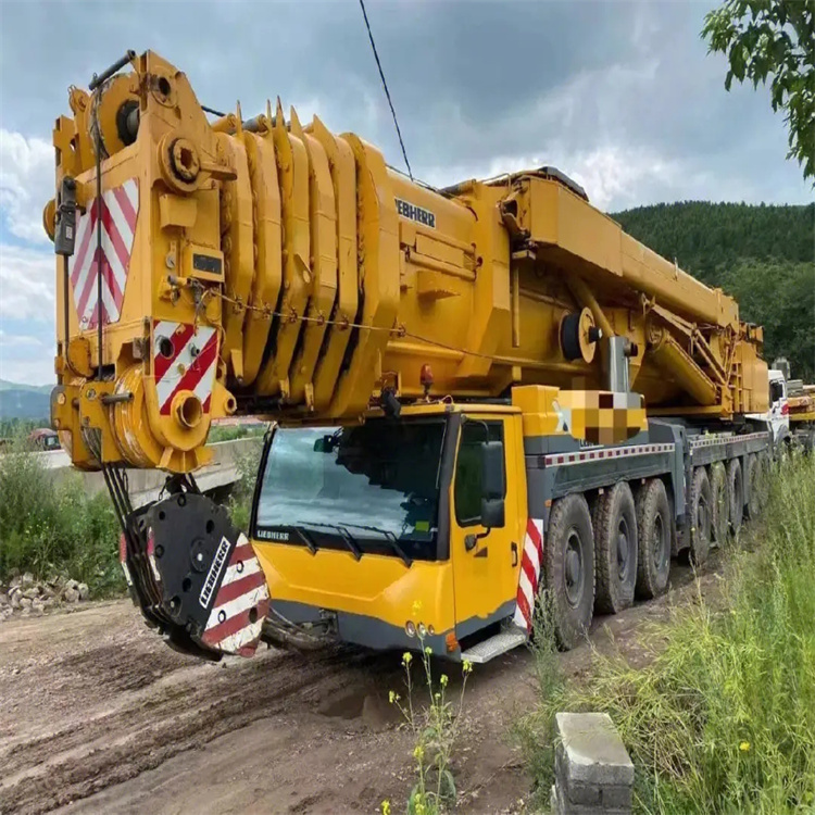 康定附近100吨吊车出租电话