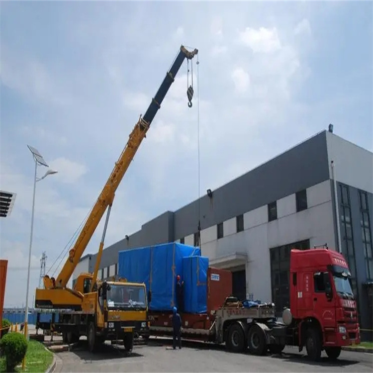 康定50吨吊车吊一次多少钱