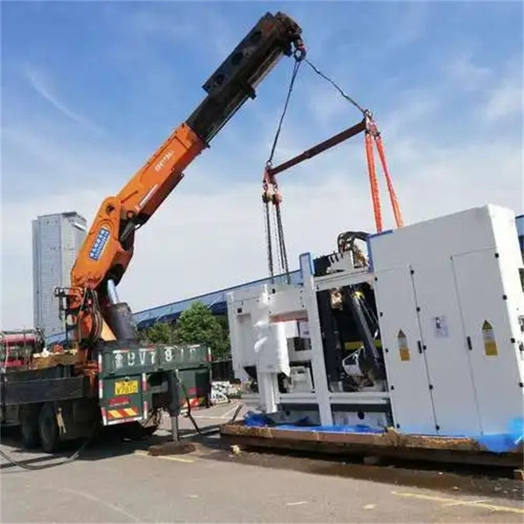 康定附近小吊车联系方式|8-16吨|本地及时服务